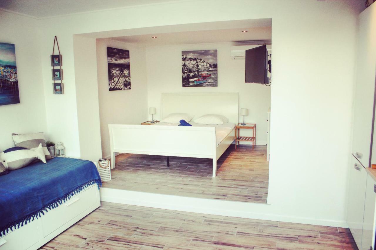 O Sole Apartment With Private Beach Donji Okrug  Екстериор снимка